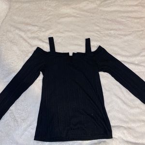 aeropostale off the shoulder long sleeve